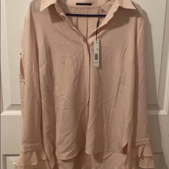 T Tahari Women Ruffled Sleeves Button-Down Blouse-NWT - Picture 3 of 4